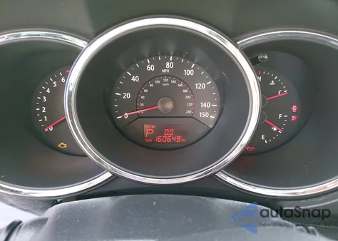 2011 Kia Sorento Lx z USA, uszkodzony, nr VIN 5XYKT3A17BG183032